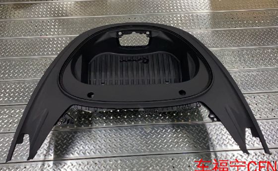 Tesla Model 3 2021 Ön Bagaj Tertibatı 1645350-00-A Siyah Plastik Kapak