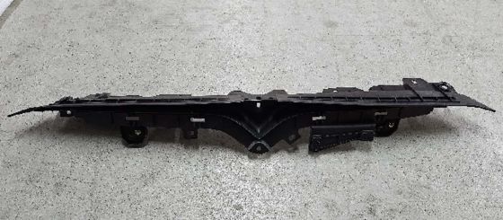 Tesla Model S 2021+ Ön T Amblem Taşıyıcı Siyah Plastik 82x13x10mm