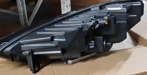 Tesla Model X LED 1034317-00-C Far Sağ Ön Sürücü Farları 2015-2019